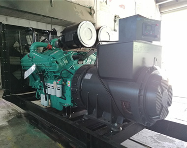 米兰·(中国区)体育官方网站800KW/400V陆用发电机应用于某房地产项目