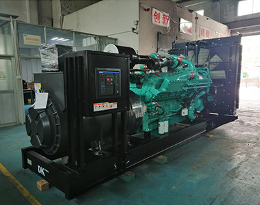 米兰·(中国区)体育官方网站1200KW/400V陆用发电机应用于某房地产项目
