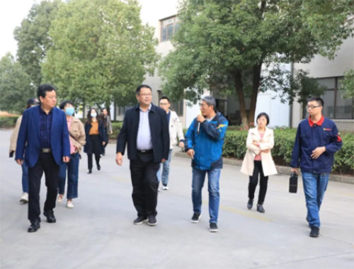 省发改委调研组莅临米兰·(中国区)体育官方网站工厂调研